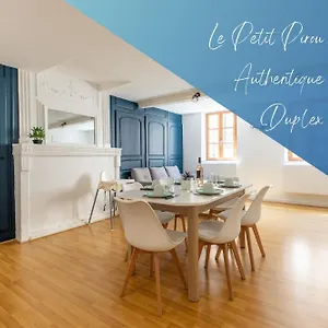Le Petit Pirou # Cosy # Halte Auvergne , Thiers France